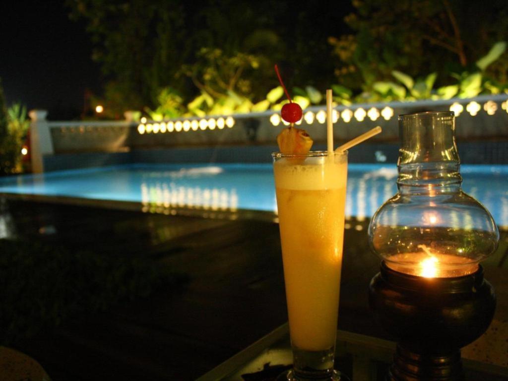 Phoomthai Garden Hotel Phrae Exterior photo