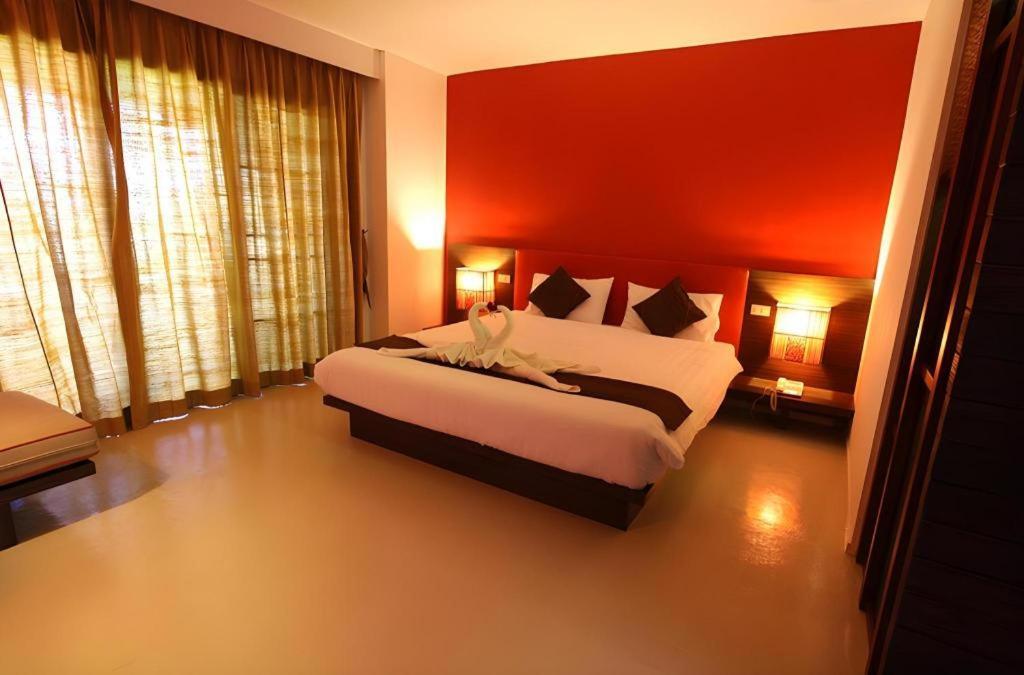 Phoomthai Garden Hotel Phrae Exterior photo