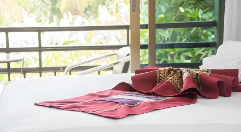 Phoomthai Garden Hotel Phrae Exterior photo